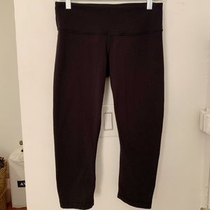 lululemon wunder under cropped black leggings